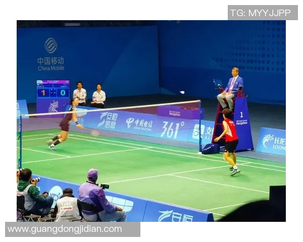 上海羽毛球队在亚运会积分榜上以87分稳居第一名展现强劲实力