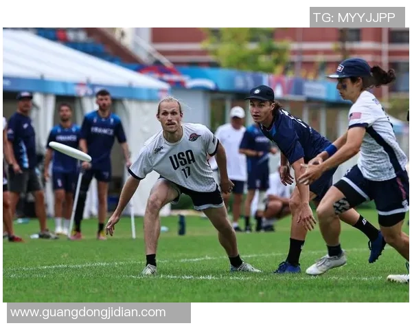 成都飞盘队意识对比分析揭示团队协作与个人表现的深层关系